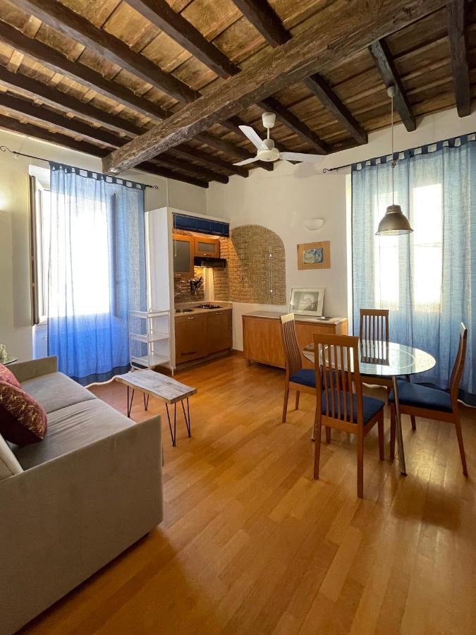 Calisto 3 Apartment Рим Екстериор снимка
