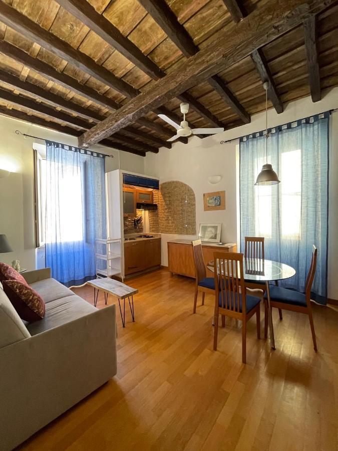 Calisto 3 Apartment Рим Екстериор снимка